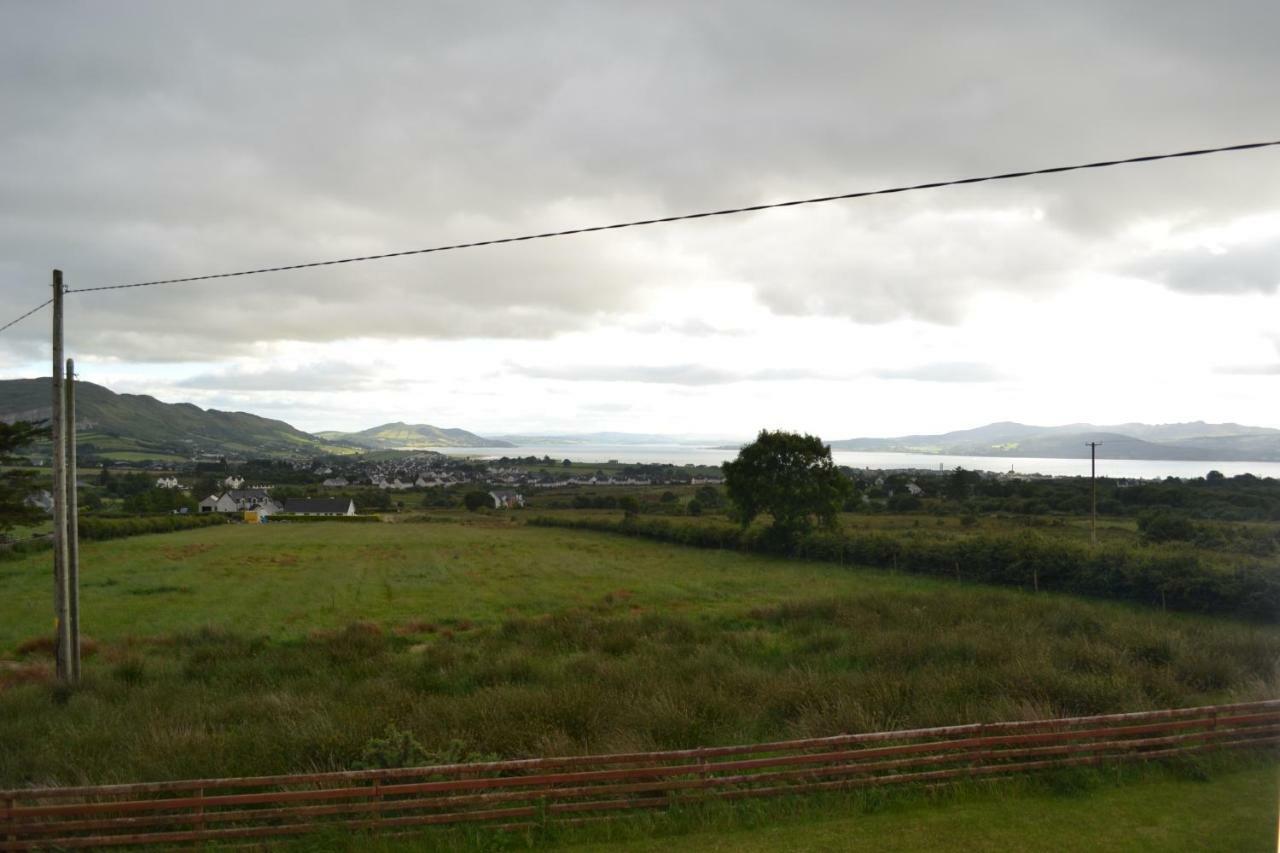Sally'S Vineyard Buncrana Buitenkant foto